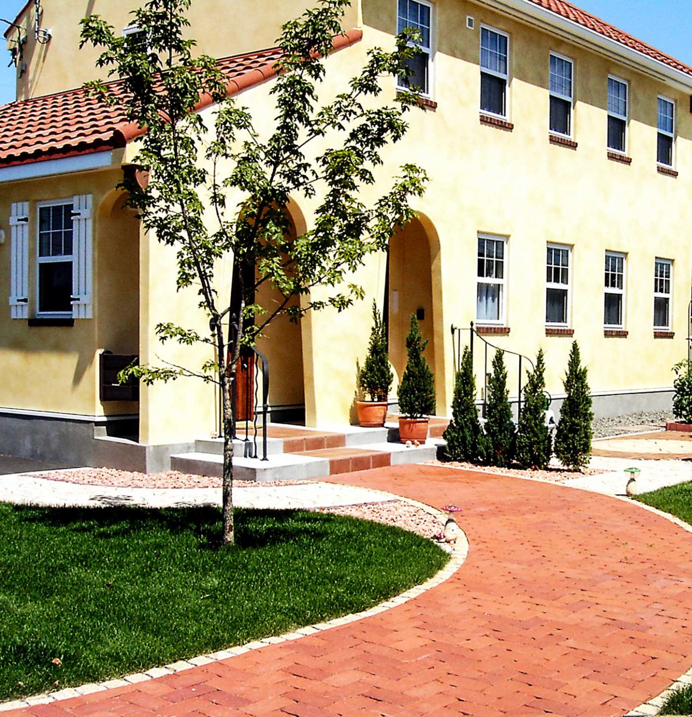 アプローチ近景