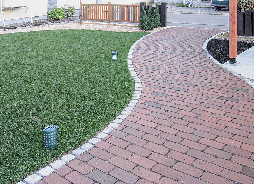 アプローチのライティング