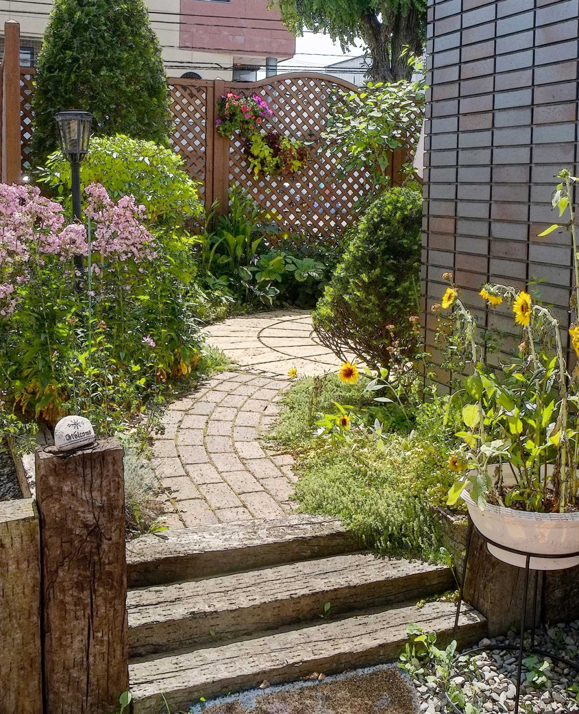 メインガーデンへの入口