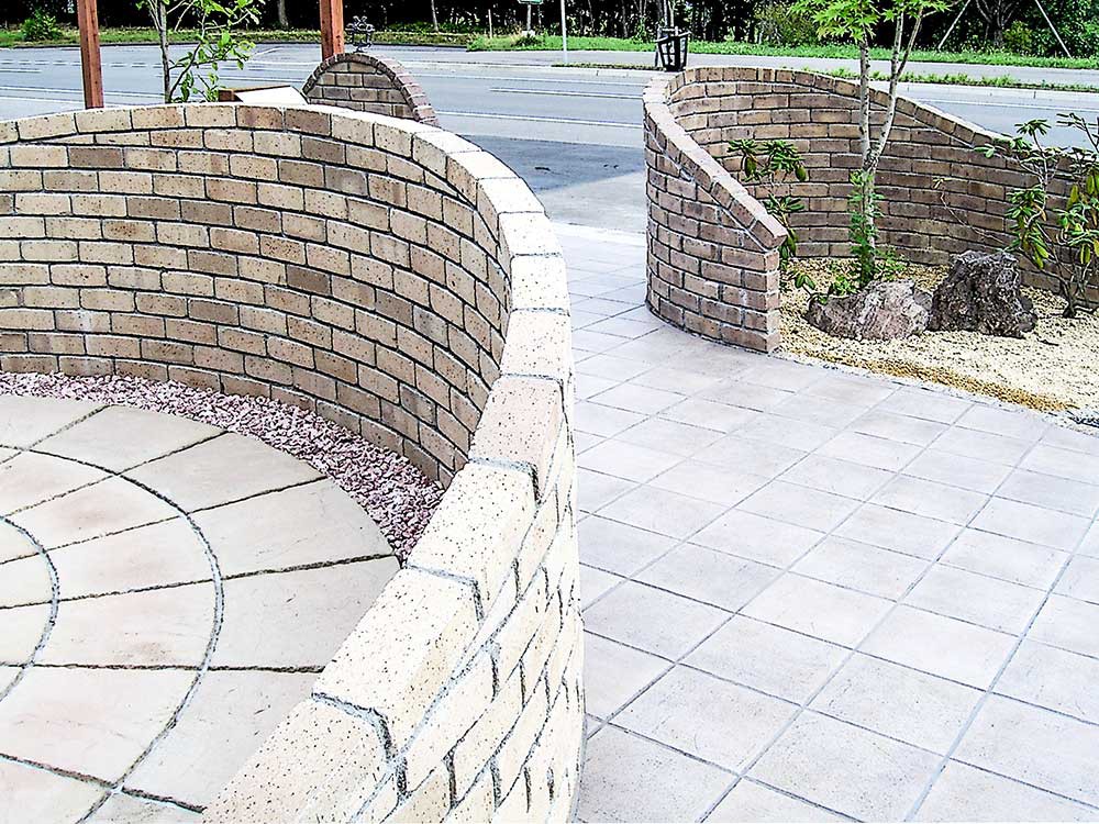 タイルアプローチ