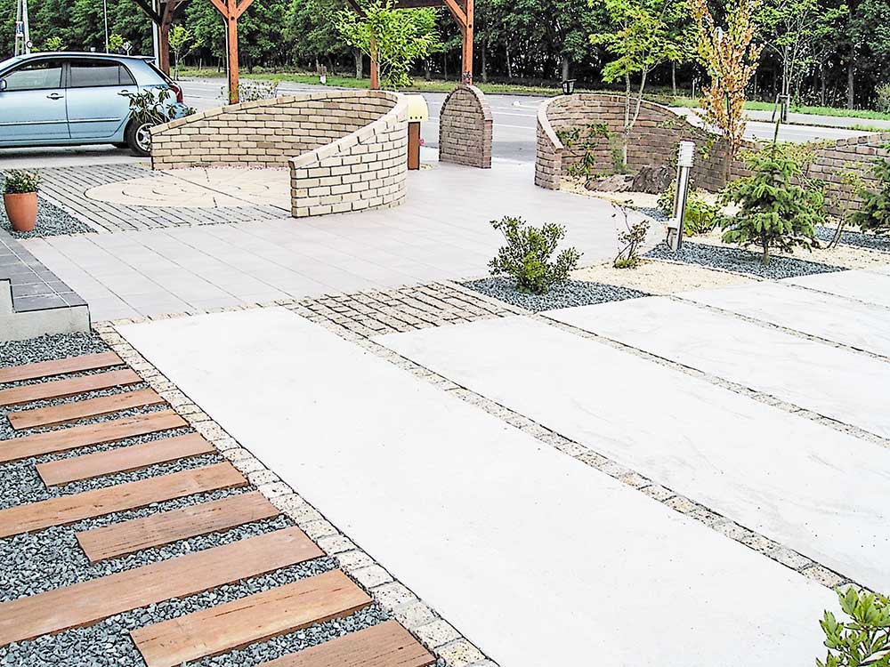 サブカースペースとアプローチ