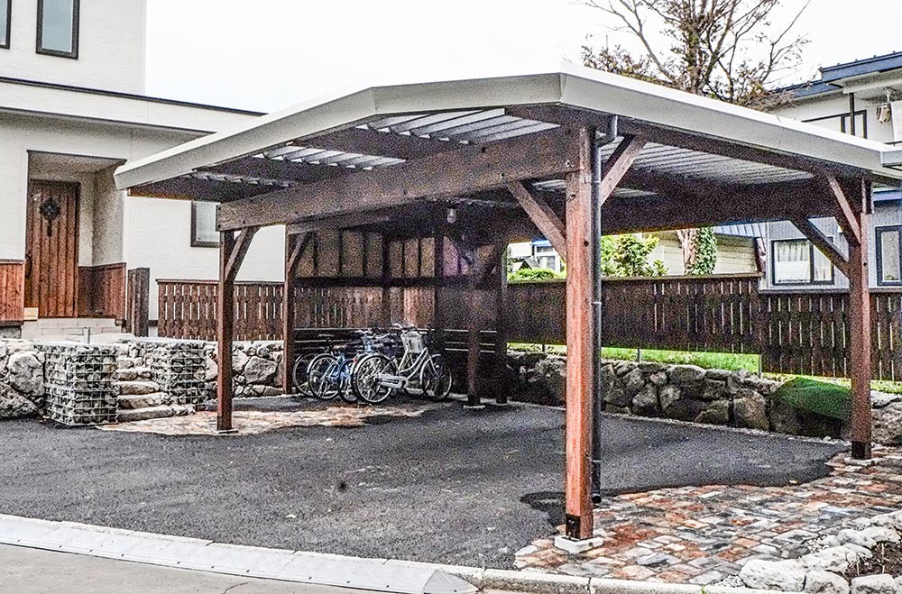 これが噂のオリジナルカーポート