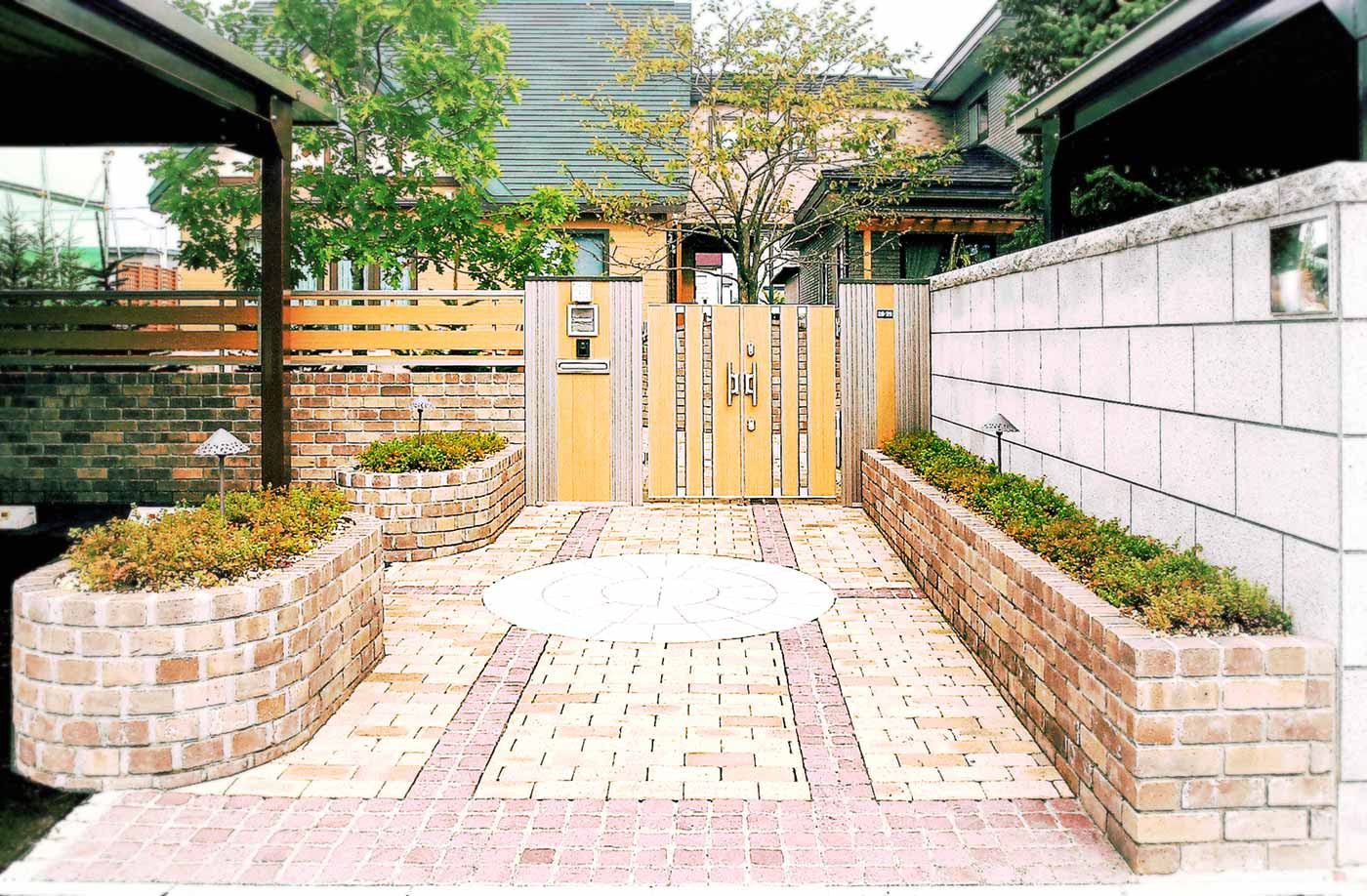 エントランス正面の構え