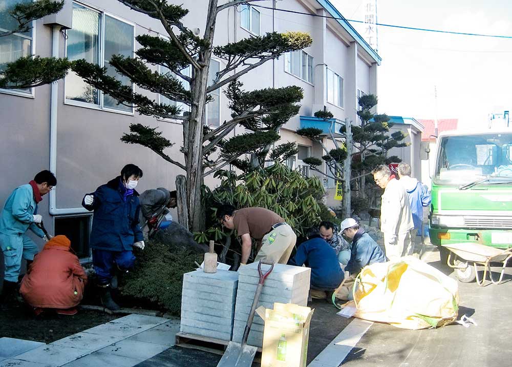 仲良くみんなで力を合わせて