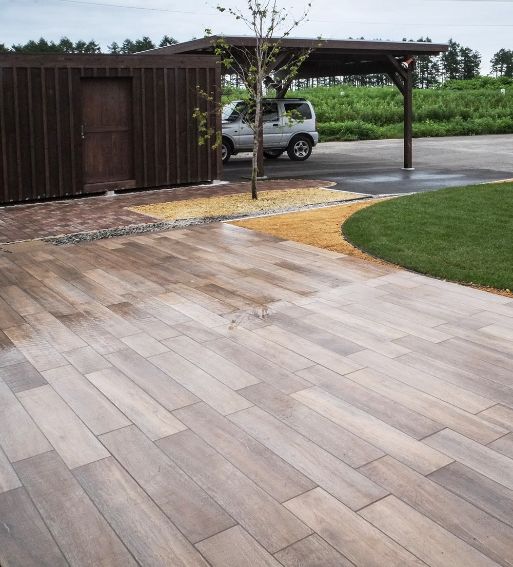 タイルテラスの景観　リアルシェイズ