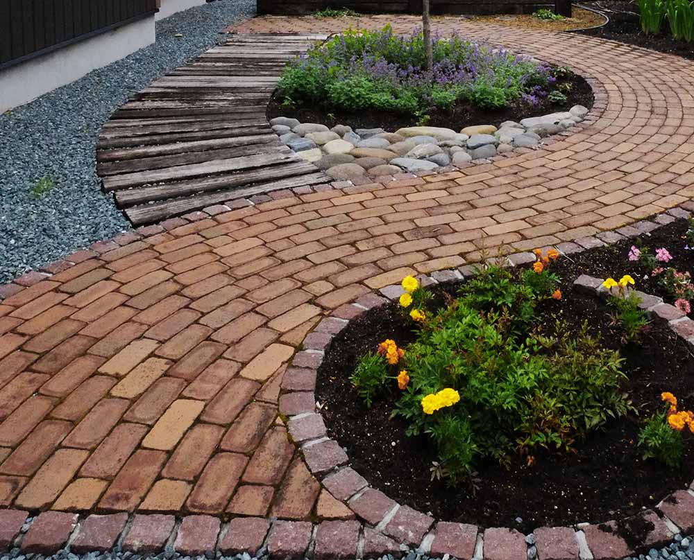 ガーデンアプローチ