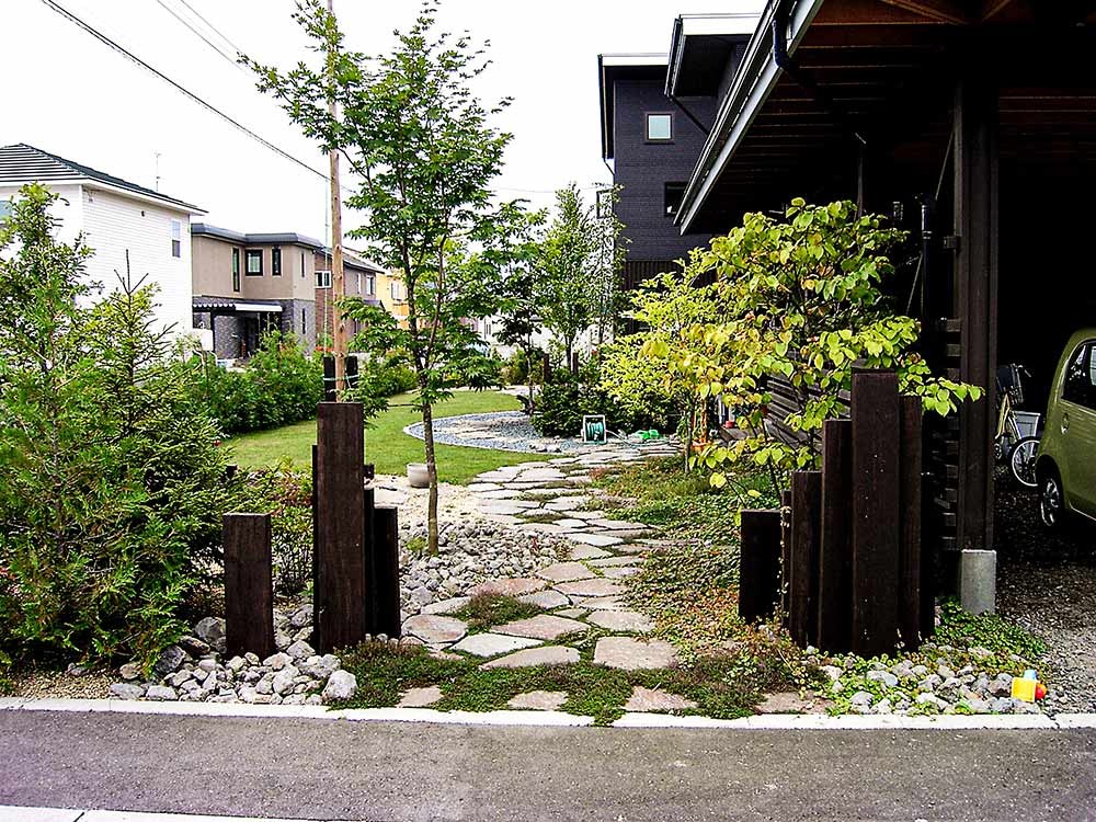 エントランス正面